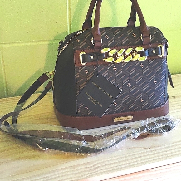 ADRIENNE VITTADINI DOME HANDBAG - Picture 3 of 14